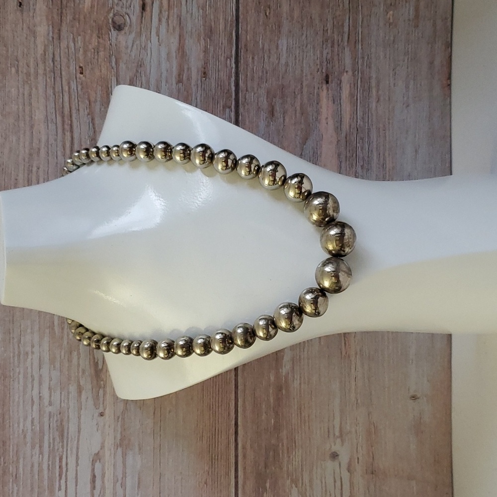 Graduated Silver Bead Necklace / Read Description